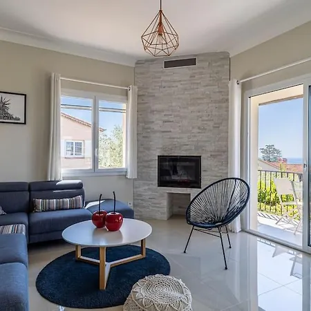 Sea View Villa, Pool, 4 Bedrooms, Air Conditioning, 1 Mile * Nizza