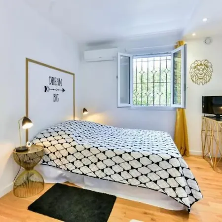 Sea View Villa, Pool, 4 Bedrooms, Air Conditioning, 1 Mile * Nizza