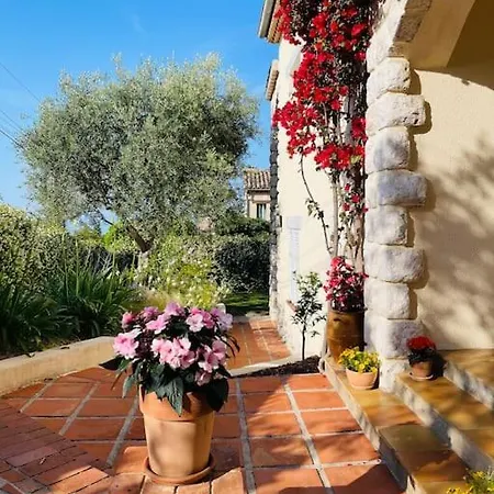 Sea View Villa, Pool, 4 Bedrooms, Air Conditioning, 1 Mile Szálloda *